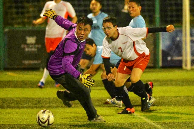 俱乐部杯-米奇26+17青岛胜同曦 林崴19分