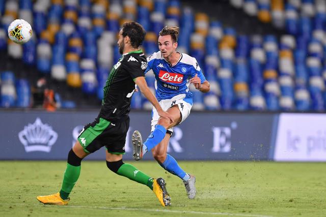 马德里打响榜首大战!数据:皇马或2-1笑傲德比