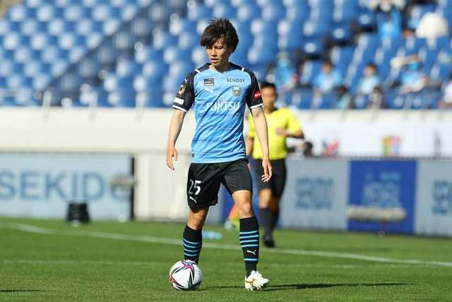 骑士擒公牛开季12连胜 文班34+12马刺大胜国王